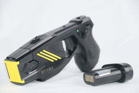 Buy Waterproof IP57 Stun Gun with 55KV Output Voltage and Rechargeable 1400mAh Battery for Police Use online manufacture