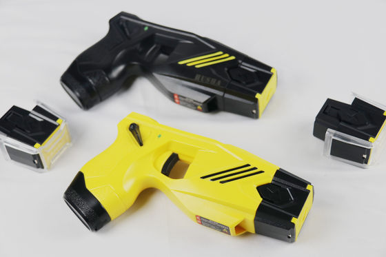 HSUHA TX100P IP57 Waterproof 55KV Output Voltage BWC Activation Stun Gun for Police Use